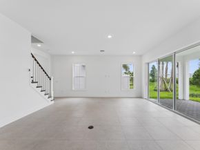 154 Parkside Way 14, Royal Palm Beach FL 33414