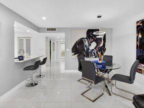 15401 Pembridge Avenue 15, Delray Beach FL 33484