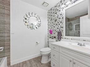 943 SW 149th Way, Sunrise FL 33326