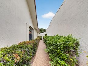 21375 Sonesta Way, Boca Raton FL 33433