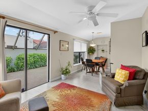 21375 Sonesta Way, Boca Raton FL 33433