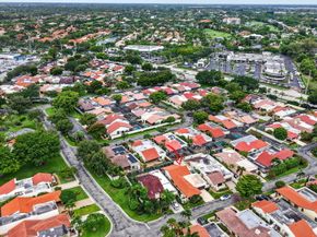 21375 Sonesta Way, Boca Raton FL 33433