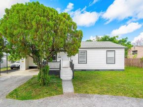 921 43rd Street, West Palm Beach FL 33407