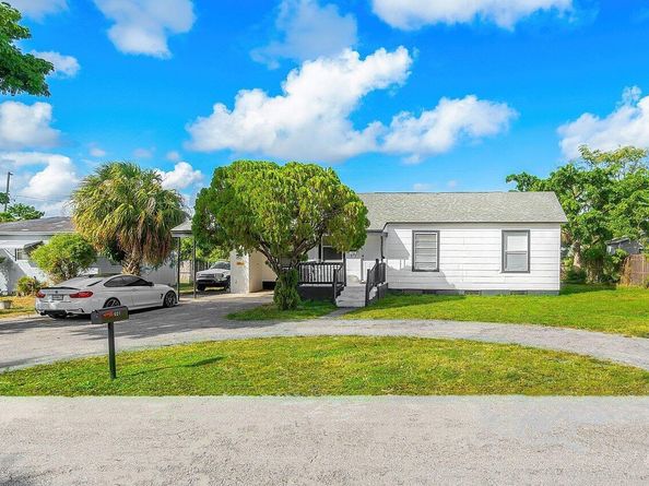 921 43rd Street, West Palm Beach FL 33407