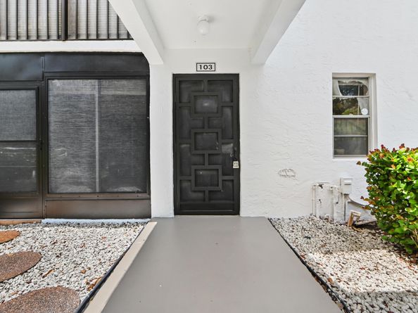 6586 Southurst Terrace 103, Delray Beach FL 33446