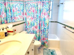 11 Holly Drive, Boynton Beach FL 33436