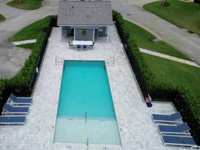 11 Holly Drive, Boynton Beach FL 33436