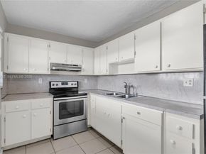 9280 Fontainebleau Boulevard 505, Miami FL 33172