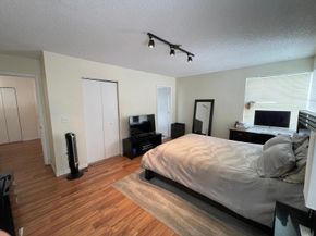 140 NW 151st Ave, Pembroke Pines FL 33028