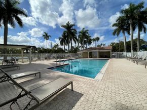 140 NW 151st Ave, Pembroke Pines FL 33028