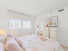 2202 S Cypress Bend Dr 606, Pompano Beach FL 33069