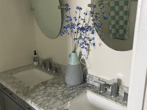 20439 NW 9th Ct, Miami FL 33169