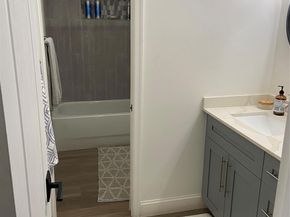 20439 NW 9th Ct, Miami FL 33169