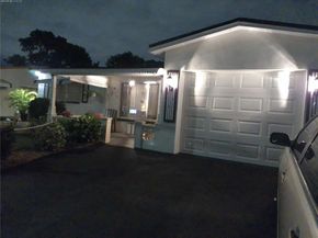 4600 NW 43rd St, Lauderdale Lakes FL 33319