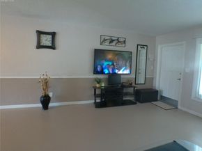 4600 NW 43rd St, Lauderdale Lakes FL 33319