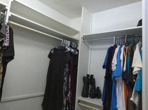 4600 NW 43rd St, Lauderdale Lakes FL 33319