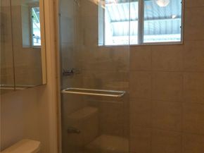 4600 NW 43rd St, Lauderdale Lakes FL 33319