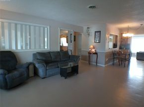 4600 NW 43rd St, Lauderdale Lakes FL 33319