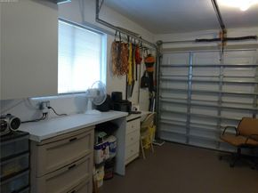 4600 NW 43rd St, Lauderdale Lakes FL 33319