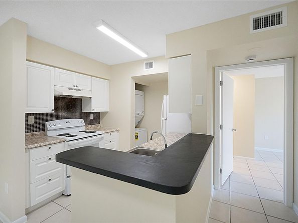 15231 SW 80th St 410, Miami FL 33193