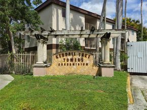 15231 SW 80th St 410, Miami FL 33193