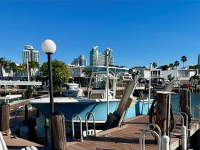 814 NE 25 64, Hallandale Beach FL 33009