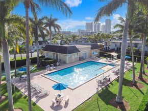 814 NE 25 64, Hallandale Beach FL 33009