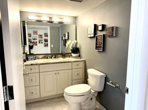 814 NE 25 64, Hallandale Beach FL 33009