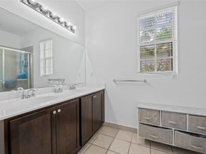 197 SW 6th Pl 197, Pompano Beach FL 33060