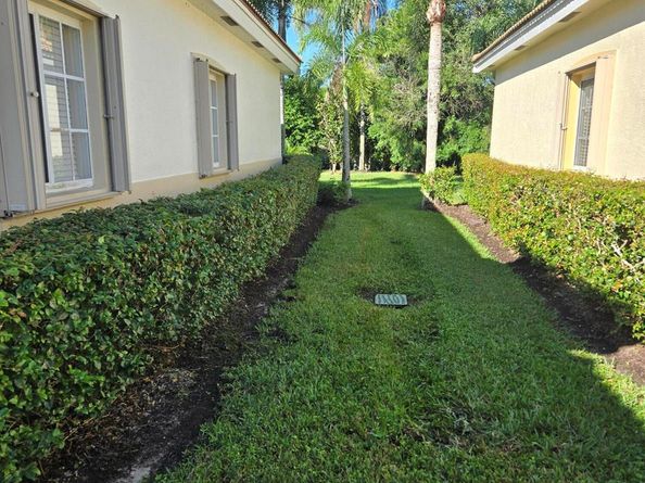 2297 Windjammer Way, West Palm Beach FL 33411