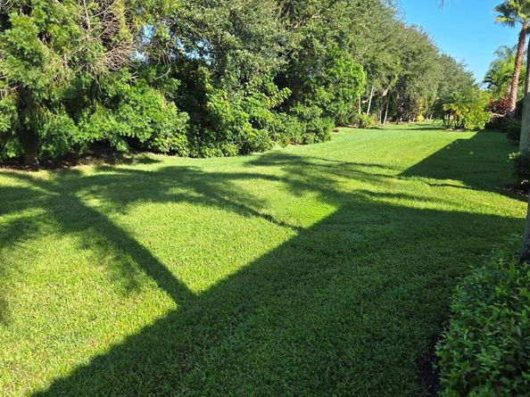 2297 Windjammer Way, West Palm Beach FL 33411