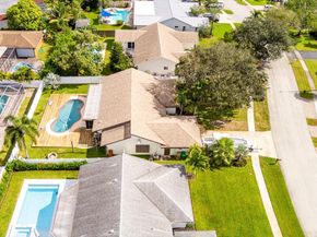 8301 SW 27th Place, Davie FL 33328