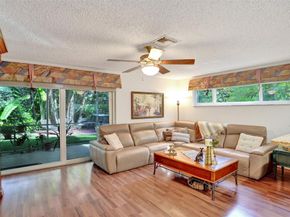 11149 Helena Dr, Cooper City FL 33026