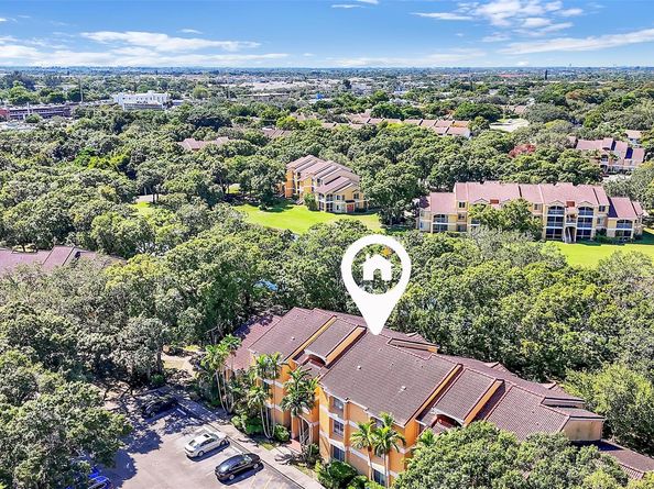 2465 NW 33 1509, Oakland Park FL 33309