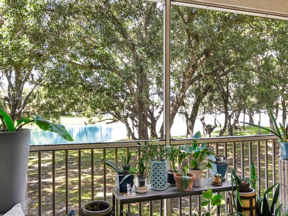 2465 NW 33 1509, Oakland Park FL 33309