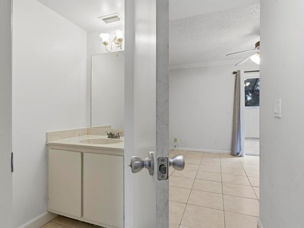 6375 Riverwalk Lane 4, Jupiter FL 33458