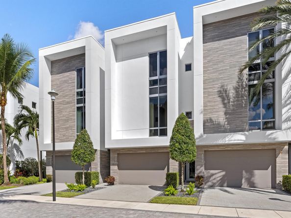 4080 NW 17th Avenue, Boca Raton FL 33431