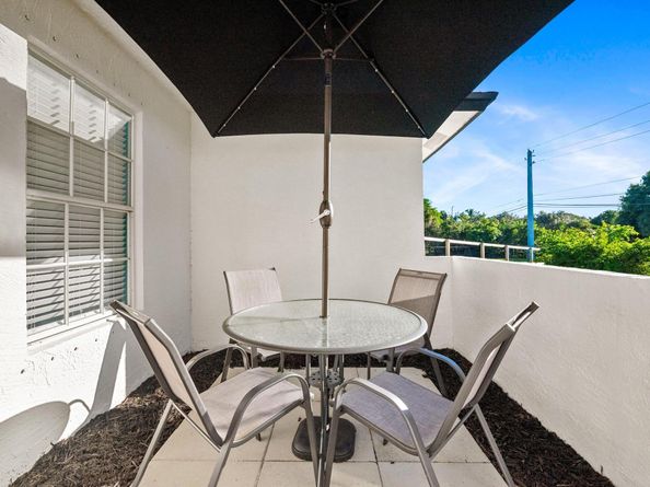 16710 75th Avenue N, Palm Beach Gardens FL 33418