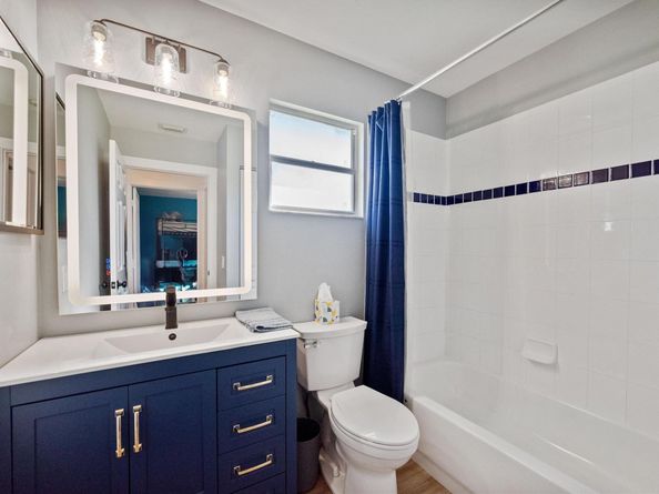 16710 75th Avenue N, Palm Beach Gardens FL 33418