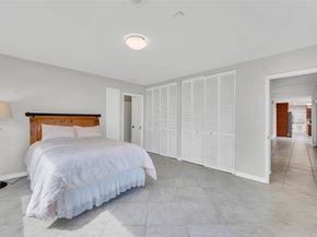 2100 Manatee Dr, Fort Lauderdale FL 33316