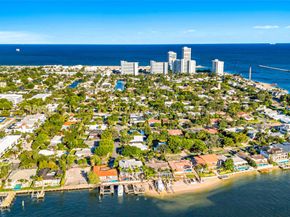 2100 Manatee Dr, Fort Lauderdale FL 33316