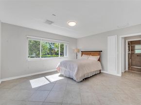 2100 Manatee Dr, Fort Lauderdale FL 33316