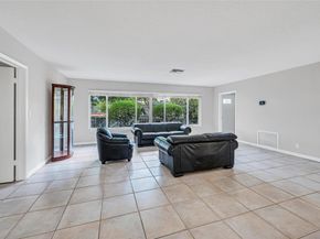 2100 Manatee Dr, Fort Lauderdale FL 33316