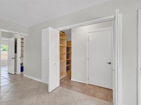 2100 Manatee Dr, Fort Lauderdale FL 33316