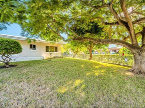 2100 Manatee Dr, Fort Lauderdale FL 33316