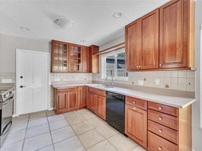 2100 Manatee Dr, Fort Lauderdale FL 33316