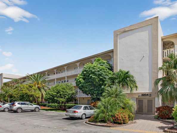 3204 Portofino Pt D4, Coconut Creek FL 33066
