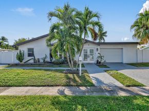 912 SE 15th Court, Deerfield Beach FL 33441