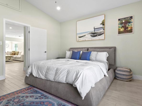 912 SE 15th Court, Deerfield Beach FL 33441