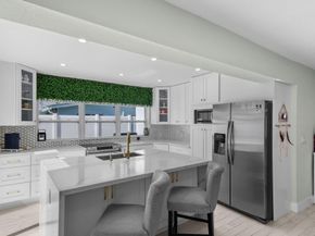 912 SE 15th Court, Deerfield Beach FL 33441